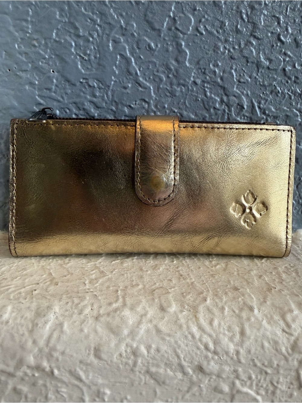 Patricia Nash Nazari Distressed Metallic Bifold Leather Wallet Antique Gold